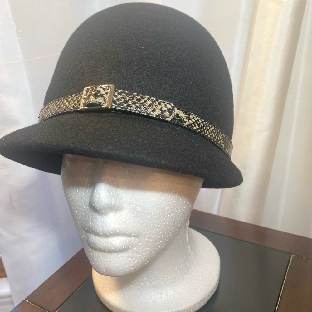 BCBG Maxazaria Wool Felt Dome Riding Cap Hat